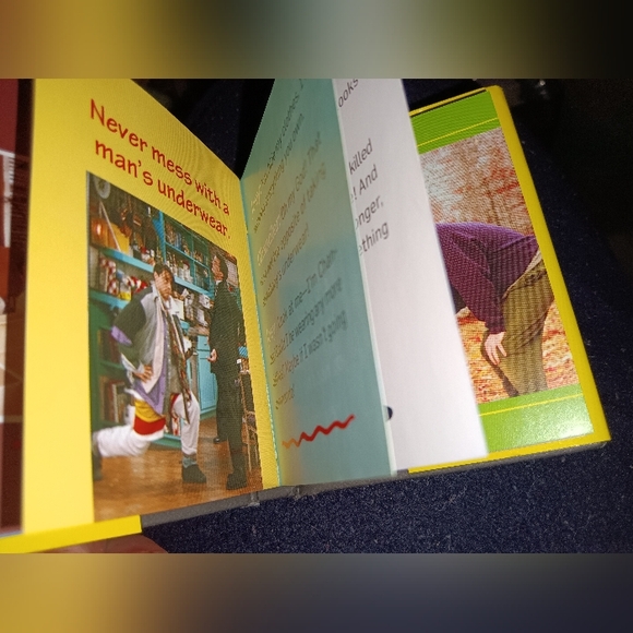 Cup and book FRIENDS gift NWT - Picture 6 of 10